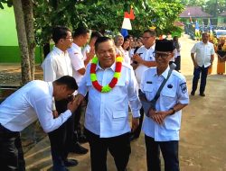 Sekda Provinsi Riau Memotivasi Siswa Dan Guru SMAN 3 Bagan Sinembah Dalam Kegiatan Belajar Mengajar