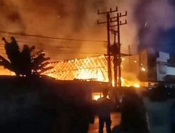 Sejumlah Rumah Di Desa Bandar Klippa Percut Sei Tuan Dilalap Si jago Merah
