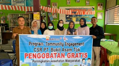 Peduli Kesehatan Masyarakat, Bukit Asam (PTBA) Gelar Pengobatan Gratis