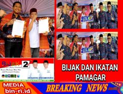 Dalam kampanye Dialogis di Bagan batu Bistamam- Jhonny Charles diangkat sebagai dewan kehormatan pamagar Rohil.