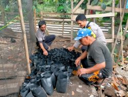 Bhabinkamtibmas Tanjung Enim Selatan Ajak Warga Kelola Pekarangan untuk Ketahanan Pangan
