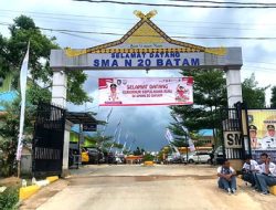 Kepsek SMAN 20 Batam dan Mantan Kepsek SMAN 4 Batam Menghindar dan Tidak Mau Dikonfirmasi Dugaan Korupsi Dana BOS