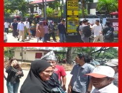 Nenek Awe Didampingi Puluhan Warga Rempang Penuhi Panggilan Penyidik Polresta Barelang