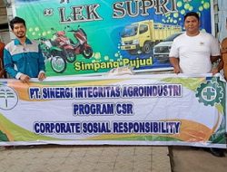 PJ Penghulu Bahtera Makmur Apresiasi PT SIA Salurkan Kewajibannya Berupa Bantuan Beras untuk Warganya melalui Program CSR