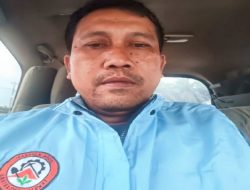 Mulyadi Bagikan 300 Goodie Bag untuk Anak-Anak Korban Bencana di Maligi Pasaman Barat