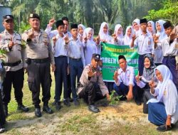 Polsek TPTM Gelar Green Policing, Tanam Pohon Buah di MTs Zun Nuroini Rohil