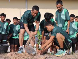 Polres Rokan Hilir Gelar Green Policing Running Club, Tanam 20 Pohon di Lingkungan Mako