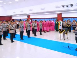 Kapolda Riau Pimpin Sertijab PJU dan Lima Kapolres