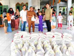 PT SIA, Salurkan Paket Sembako untuk Anak Yatim di Desa Bahtera Makmur