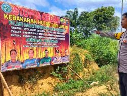 Polsek Pujud Gencarkan Patroli dan Pemasangan Spanduk Cegah Karhutla di Kasang Bangsawan