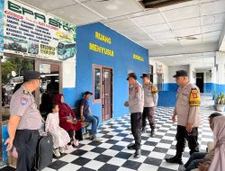 Sapaan Polisi untuk Pemudik, Sat Binmas Polres Muara Enim Beri Himbauan di Terminal