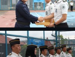 Kalapas Muara Enim Sematkan Pangkat Baru kepada Dua Pegawai