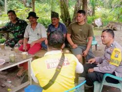 Bhabinkamtibmas Sambangi Warga Perkebunan Siarang-Arang, Ajak Jaga Kamtibmas Tetap Kondusif