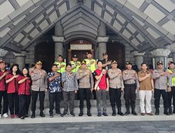 Pastikan Hak Beribadah Warga Negara, Jajaran Polda Sumsel Siaga di 404 Titik Gereja