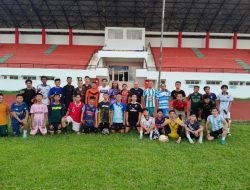 Kapolres Muara Enim Pererat Silaturahmi Lewat Olahraga Sepak Bola Bersama Klub Bola Muara Enim”