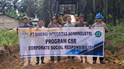 Perbaikan Jalan Desa Bahtera Makmur Lewat Program CSR PT Sinergi Integritas Agroindustri