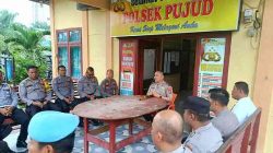 Kapolsek Pujud Tekankan Disiplin Personel dan Antisipasi Gangguan Kamtibmas dalam Anev Mingguan