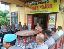 Kapolsek Pujud Tekankan Disiplin Personel dan Antisipasi Gangguan Kamtibmas dalam Anev Mingguan