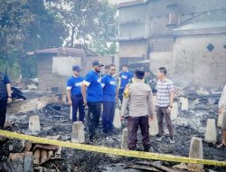 Didampingi Forkopimcam dan Baznas, Wabup Rohil Tinjau Lokasi Kebakaran Warga.