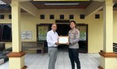 KPK-ME Anugerahkan Piagam Apresiasi kepada Kapolsek Tanjung Agung atas Dedikasi, Integritas, dan Profesionalisme Melayani Masyarakat
