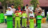 PT SIA Salurkan Bantuan Seragam dan Alat Tulis bagi 60 Siswa SDN 001 Harapan Makmur Selatan