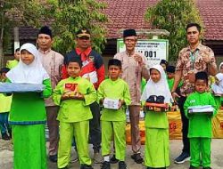 PT SIA Salurkan Bantuan Seragam dan Alat Tulis bagi 60 Siswa SDN 001 Harapan Makmur Selatan