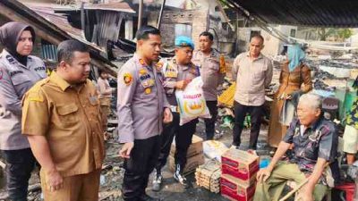 Polsek Bagan Sinembah Salurkan Bantuan untuk Korban Kebakaran
