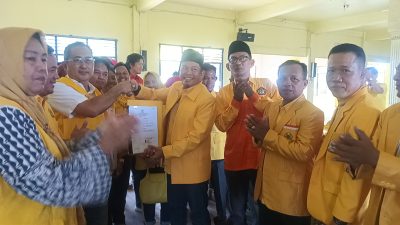Resmi Kembalikan Formulir, H. Adriansyah Mantapkan Langkah Menuju Kursi Ketua Golkar Muara Enim