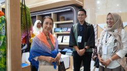 Dari Tapis, Batik Kujur hingga Songket Silungkang, PTBA Pamerkan Wastra Nusantara di INACRAFT 2026*